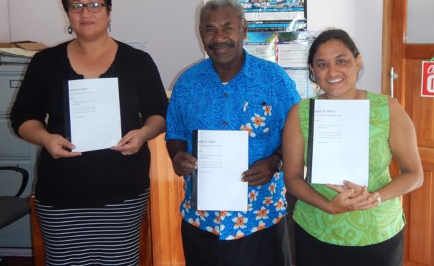 Kiji Vukikomoala, Sione Gonewai of Nasau Village in Ra and the Fiji Country Program Director of Wildlife Conservation Society, Dr. Sangeeta Mangubhai